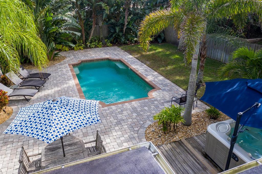 Turtles Nest Pool Home ~ Hot Tub ~ Walking Distance To The Beach - 821 E. 11Th New Smyrna Beach Eksteriør billede